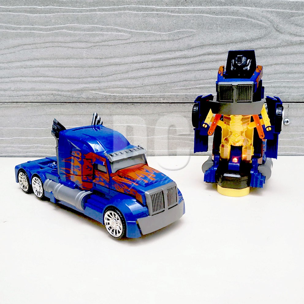 Super Car Deformation Optimus Prime Mainan Mobil Autobot Robot Transformers