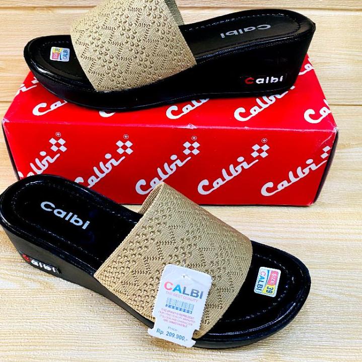 Menarik.. SANDAL WEDGES CALBI RAJUT IMPORT
