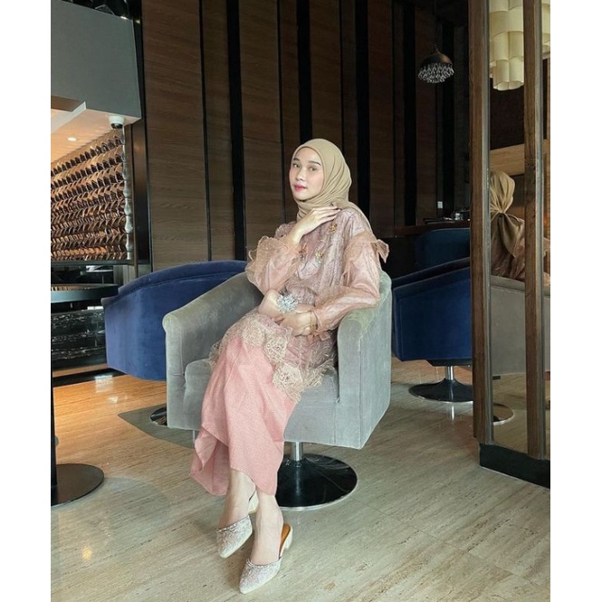 (SEWA KEBAYA WISUDA LAMARAN FULLSET) Aurora Rosegold by Jaleela.id |*Baca Description Box yuk*