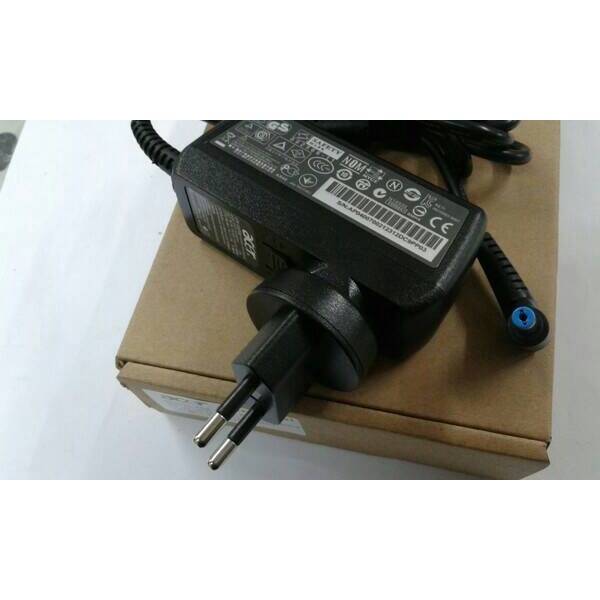 Adaptor Charger Acer ORI 722 725 756 V5-121 V5-122 V5-132 19V 2.15A