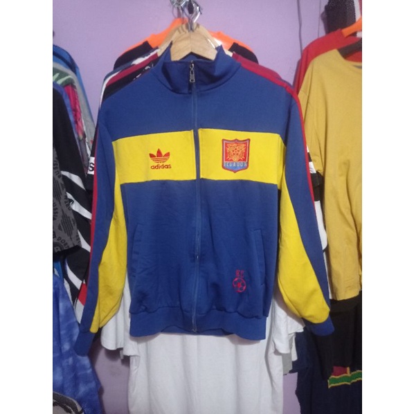 tracktop Adidas negara Ekuador