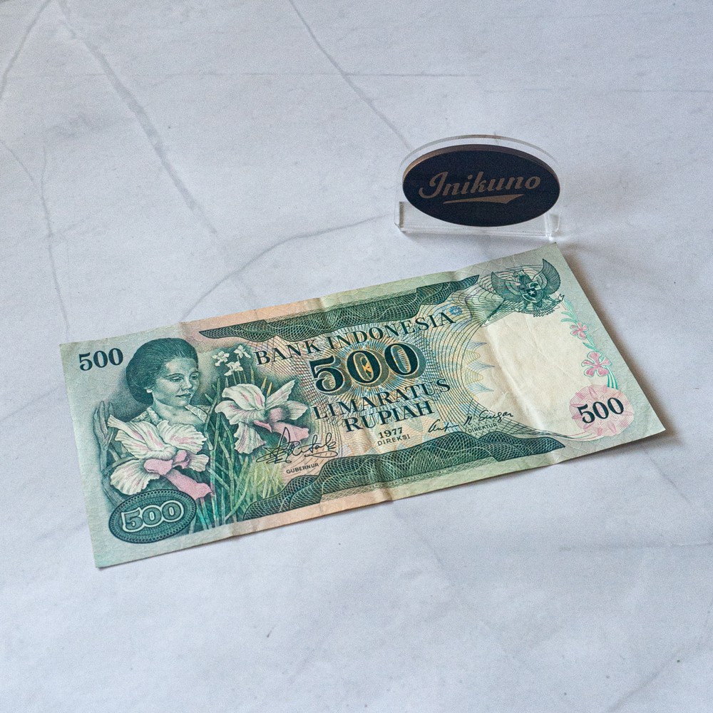 Uang kertas kuno 500 rupiah tahun 1977