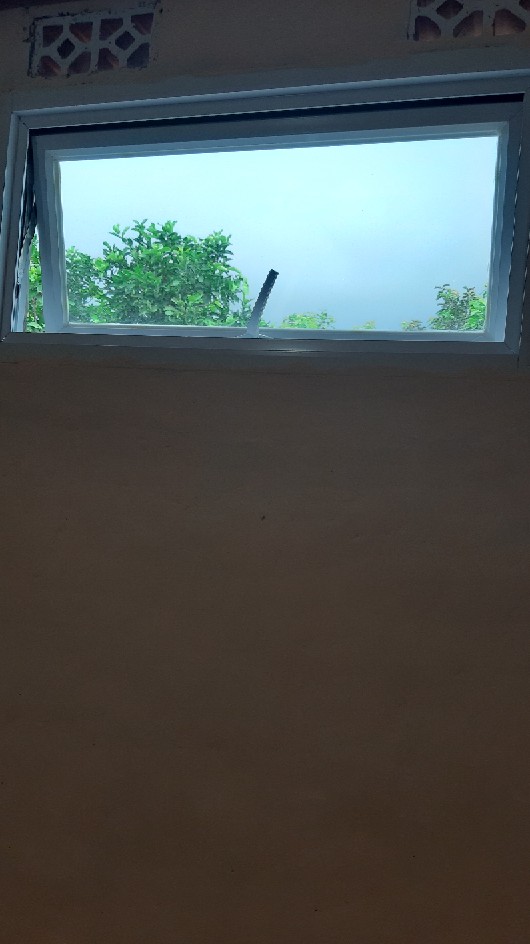 Jendela Aluminium 40 X 80 (jgn Lupa Klik Packing Kayu)