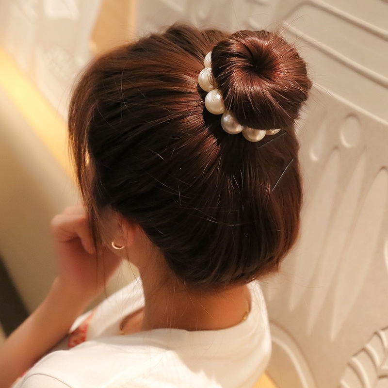 Karet Rambut Ponytail Elastis Aksen Mutiara Besar Ala Korea Untuk Wanita