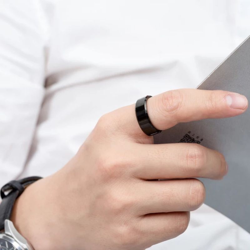 cincin Black titanium anti luntur perhiasan pria dan wanita