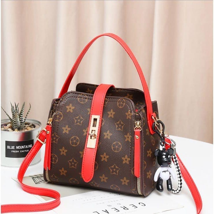 TAS FASHION WANITA CEWE PEREMPUAN MURAH BER KUALITAS PREMIUM ELEGAN BATAM KEKINIAN