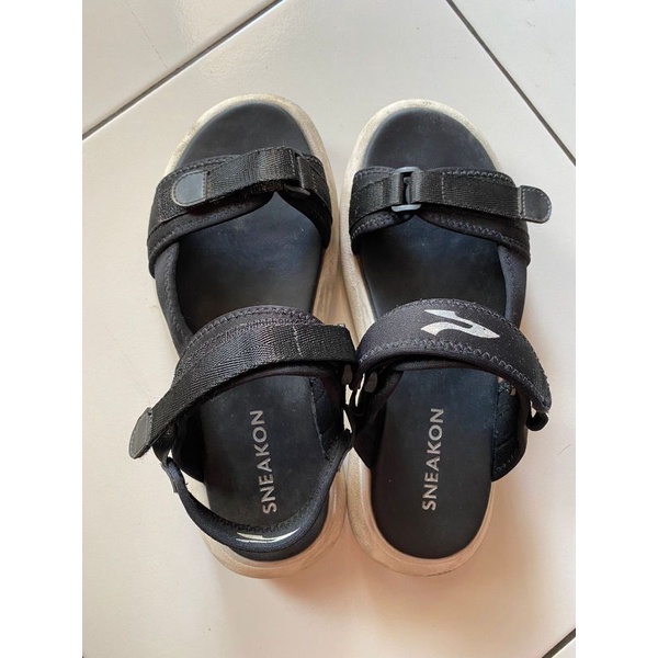 sneakon sandal ukuran 40 (unisex)