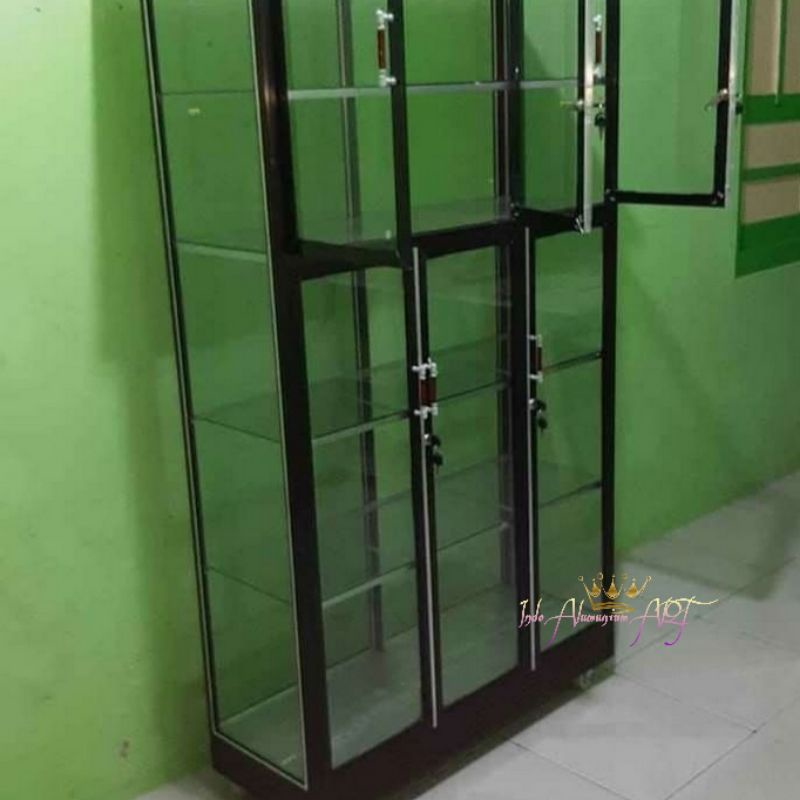 Lemari Display Kaca - Lemari Tas Boneka Hias Pajangan Alumunium Tebal
