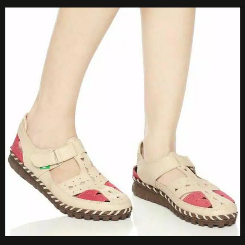 sepatu wanita slip on casual wedges import karet Slavina terbaru
