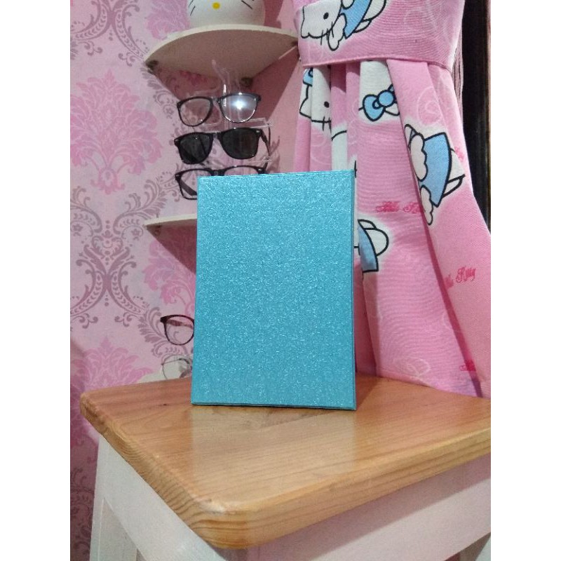

Box kado ukuran 18x12x5 cm