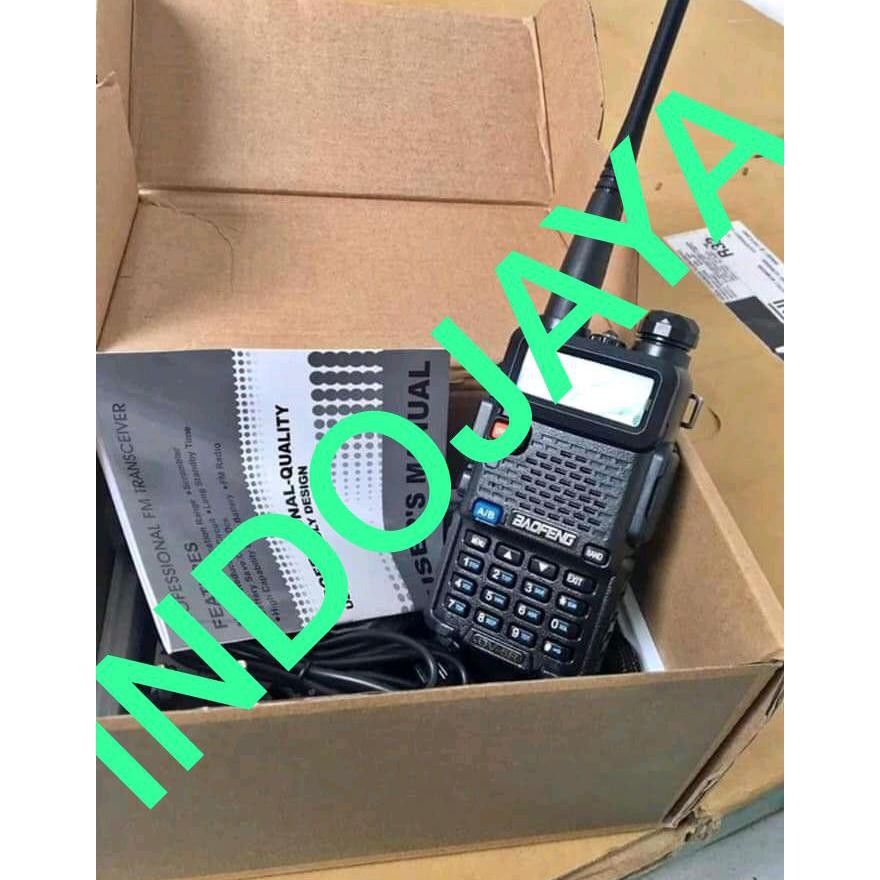HT Baofeng UV-5R Dual Band VHF - UHF Radio FM