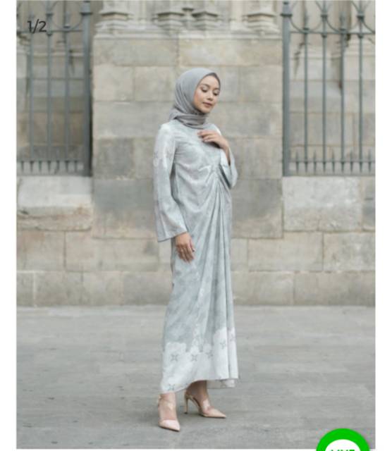 Ready Stock Alyssa Dress Stone S Silver XS Dan M good condition by Wearing Klamby