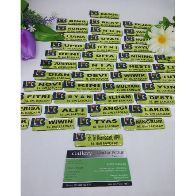 

Name tag exclusive aplikasi magnet lapis fiber
