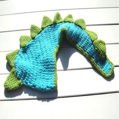 Newborn Photography Properties - Dino Costume
