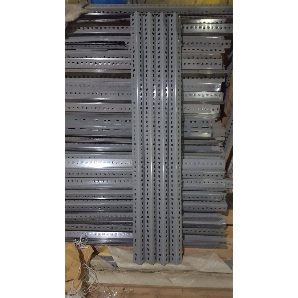 Langsung Order Tiang siku lubang rak besi panjang 1 meter Murah