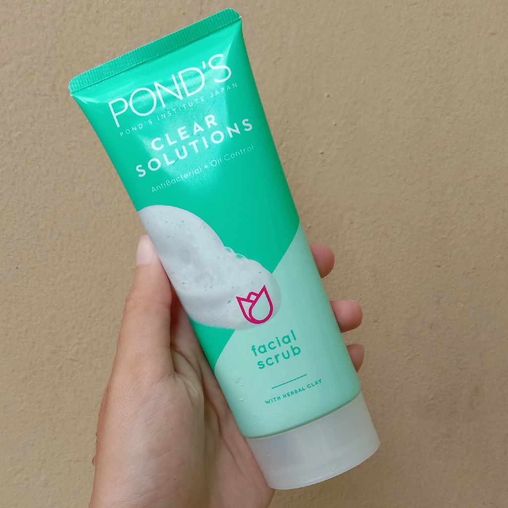 POND'S CLEAR SOLUTION FACIAL SCRUB 50 GR - 100 GR