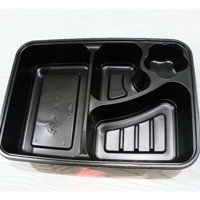 

Bento sekat empat tebal