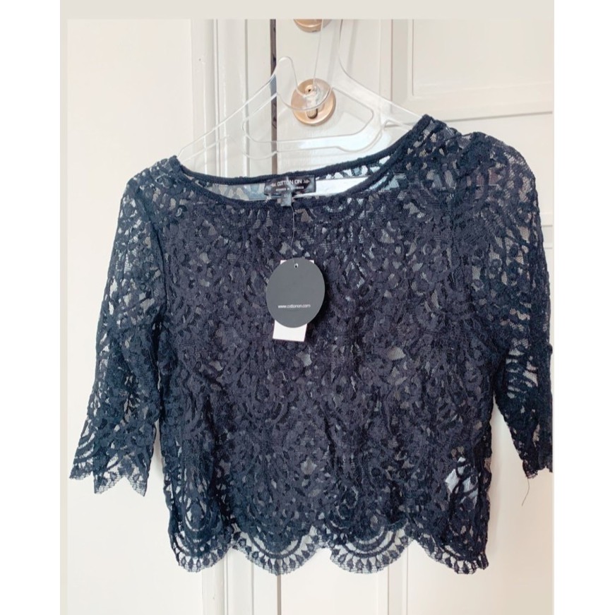 Cotton On Lace Crop Top size XS Brand New with Tag Atasan Brokat Renda in Black Hitam