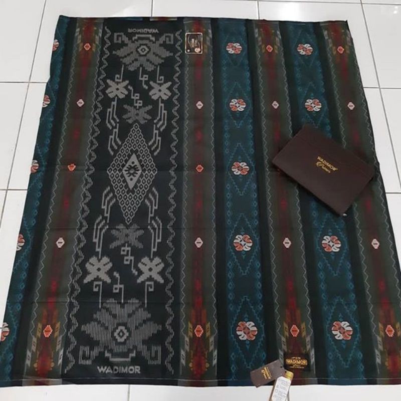 Sarung Wadimor Primer New Edition Benang Timbul Motif Kembang BHS - Sarung Wadimor Termurah