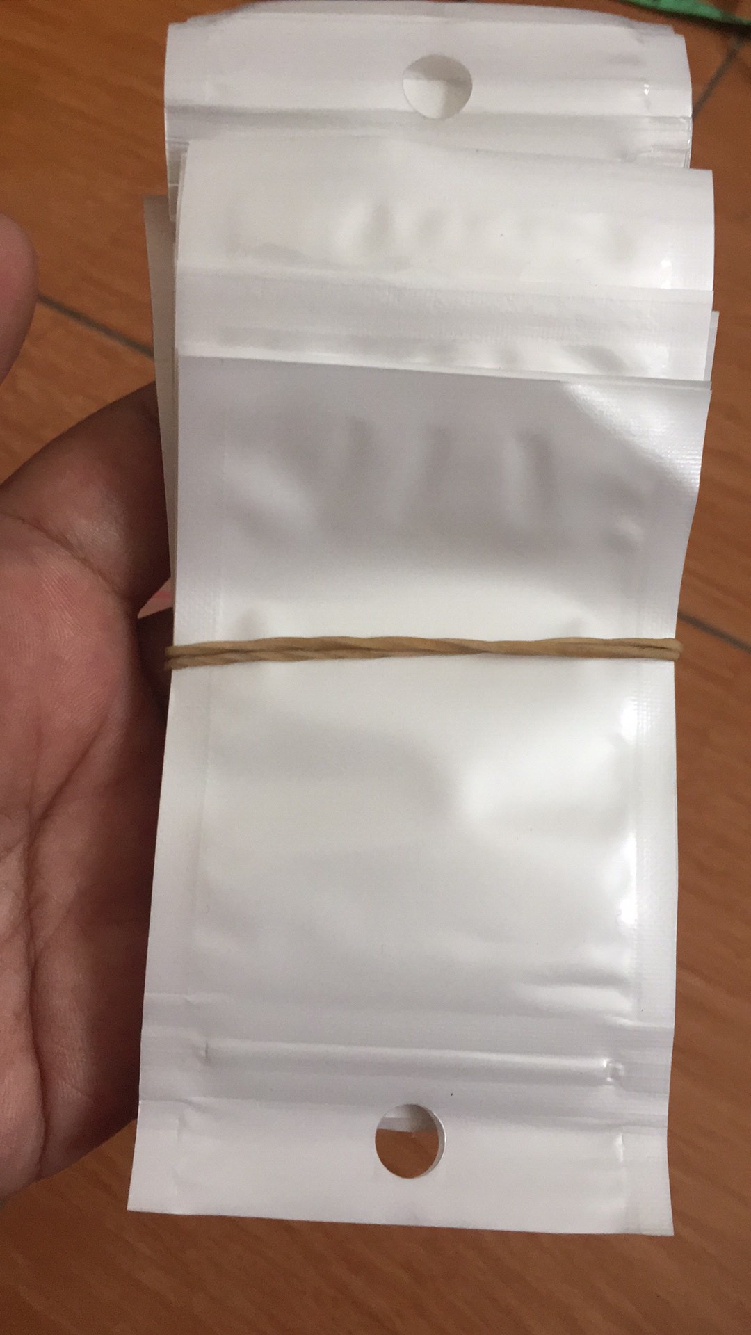 Plastik Klip / Plastik Ziplock Putih 6x10 Cm Plastik Aksesories Handle Plastik Kedap Udara