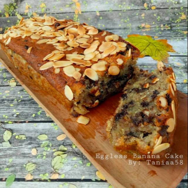 

BANANA CAKE
