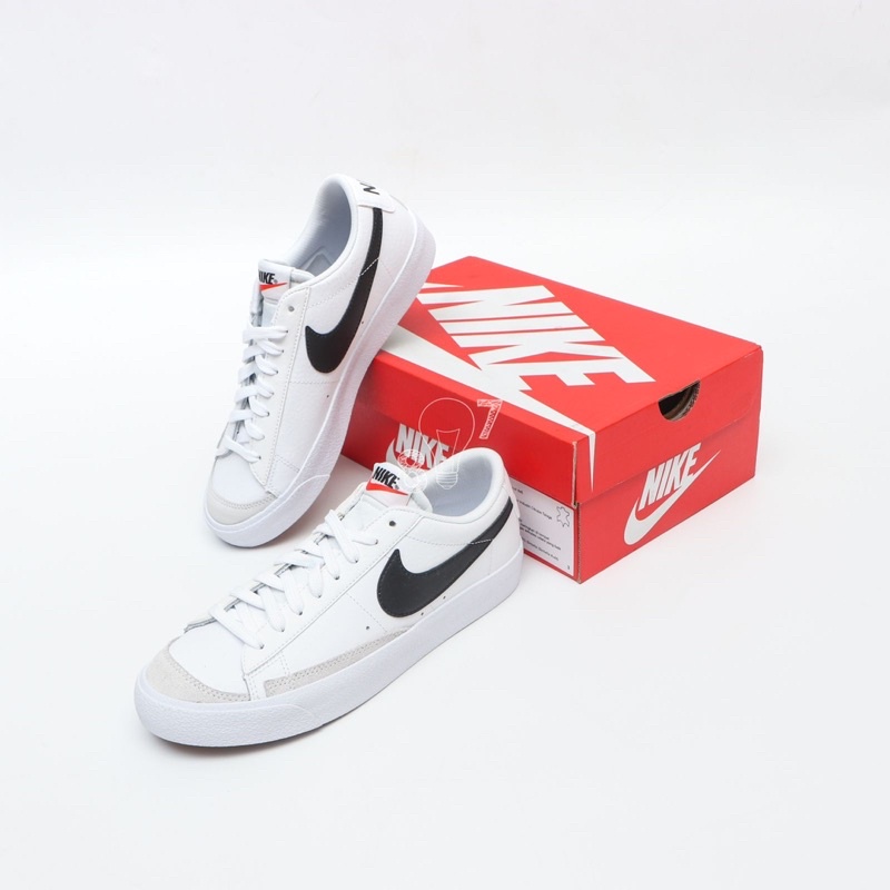 Blazer Low Black White GS Women