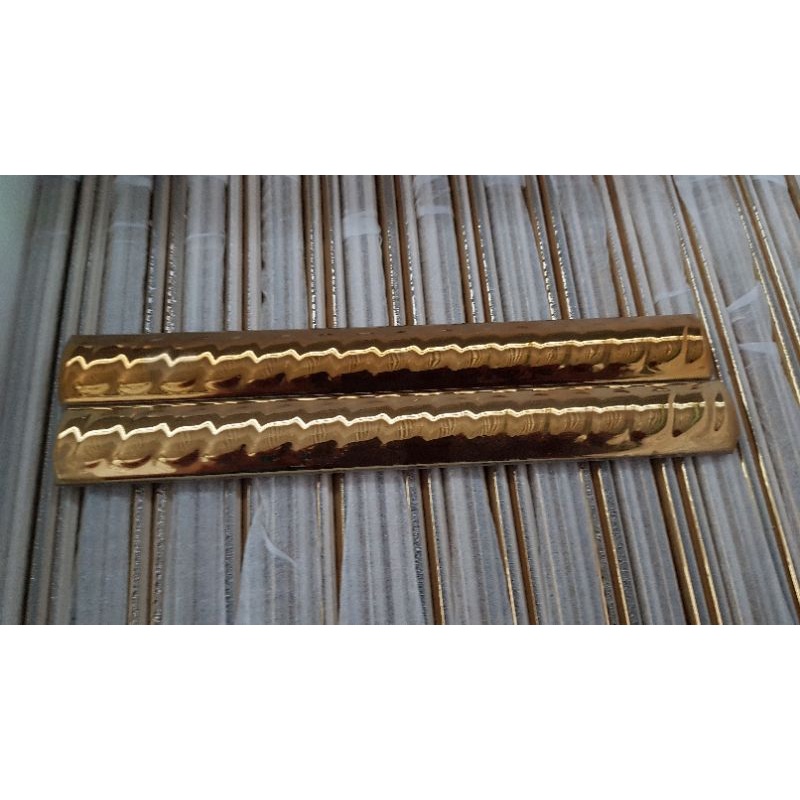 kuku macan gold emas