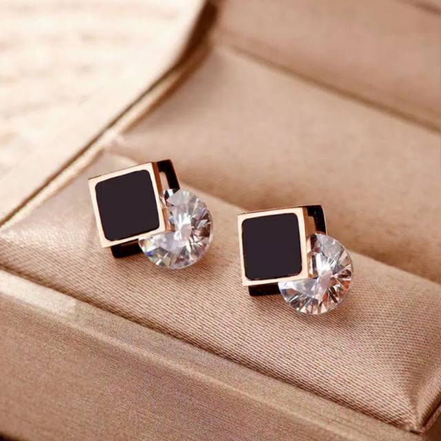 Anting Titanium Asli Fashion Korea Stylish Anti Karat dan Alergi