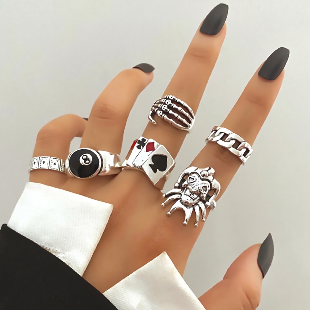 Set Cincin Desain Badut Poker Warna Silver Gaya Vintage Hip Hop Rock Untuk Wanita