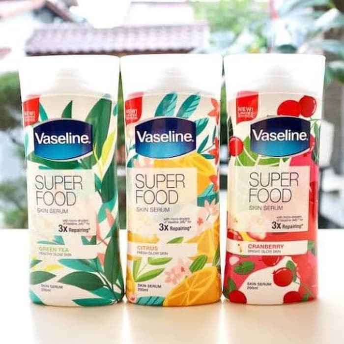 VASELINE SUPERFOOD SKIN SERUM / Lotion Vaseline