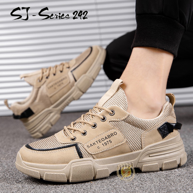 [OOS] Sepatu Sneakers Pria Trendy Casual Kualitas Import Premium - 242