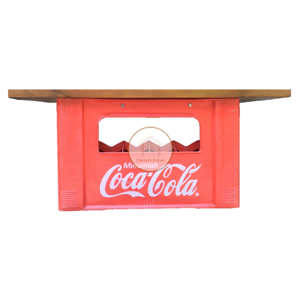 Kursi Unik Krat Botol Coca Cola
