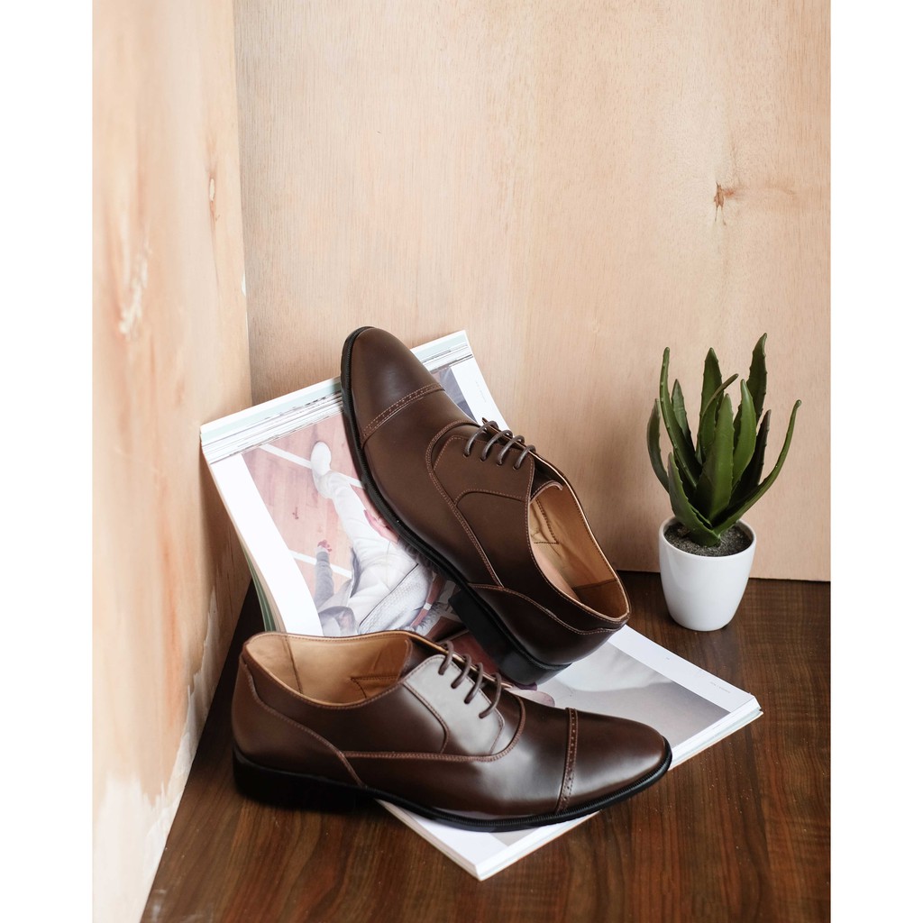 Sepatu Pantofel Pria - 7809 - WInshor - Oxby - Brown