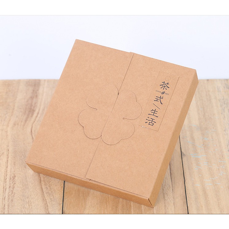 

KOTAK CRAFT KOTAK BUNGA KOTAK AKSESORIS BOX SOUVENIR KOTAK KADO KOTAK COOKIES KALUNG ANTING