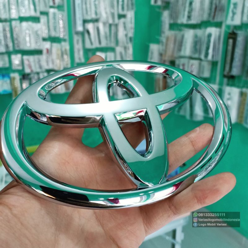 Emblem logo TOYOTA ukuran original bagasi kap depan veloz yaris agya calya avanza wish ist etios rus