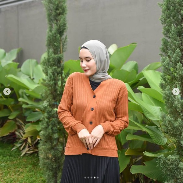 voxy cardy rajut wanita