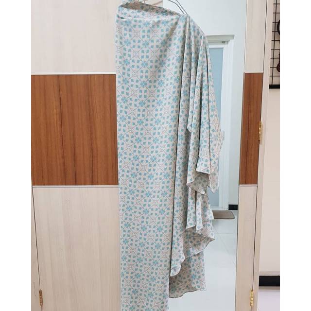 ❌❌SOLD❌❌ Preloved khimar salamah batik by kanaya boiutique