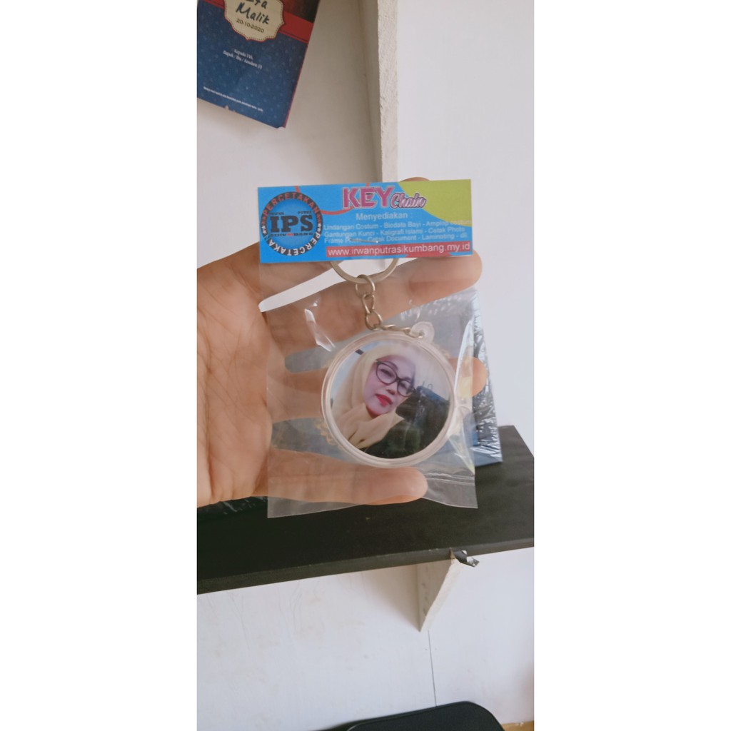 

GANCI COSTUM AKRILIK