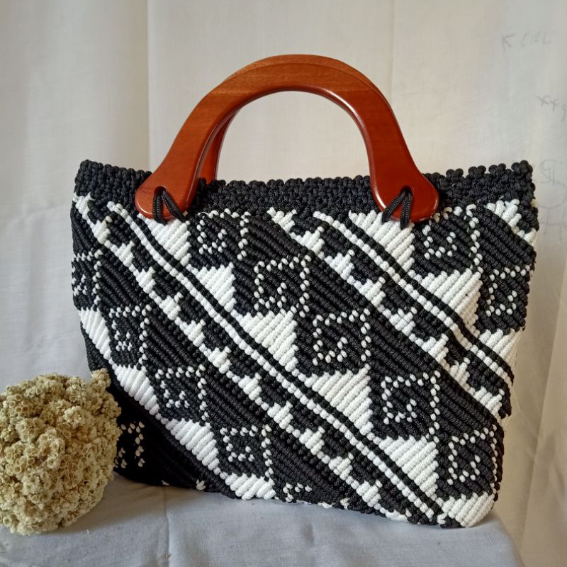 Tas Tali Kur Motif Dayak Kalimantan