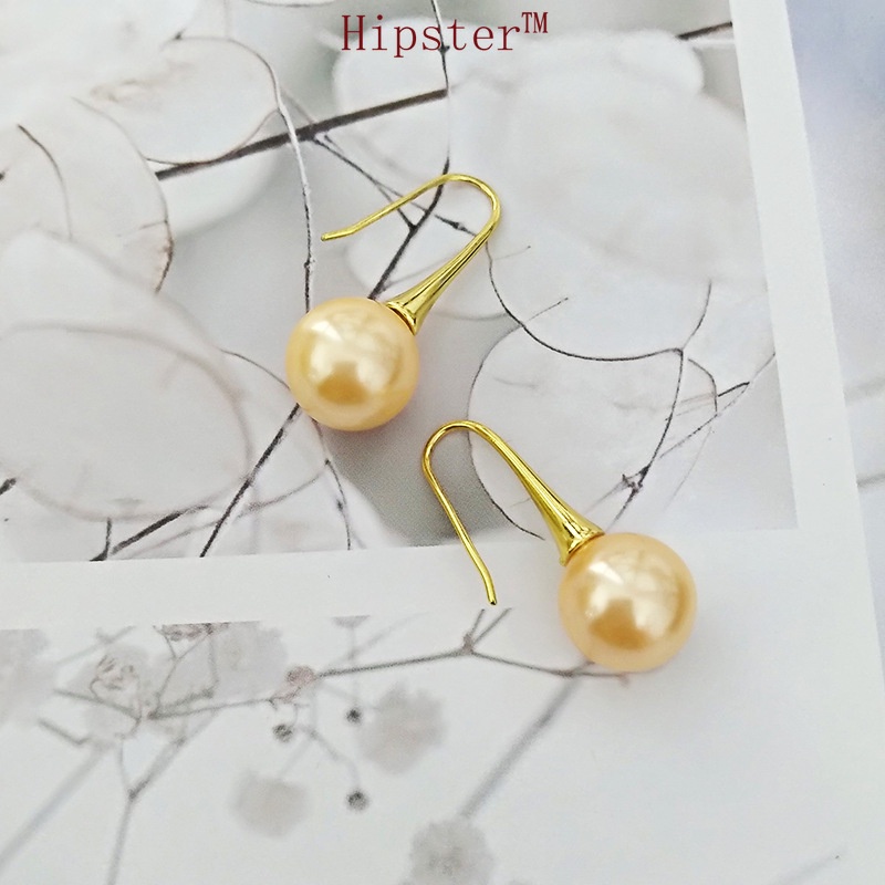 Light Luxury Exquisite Natural Golden Pearl Socialite Style Ear Hook