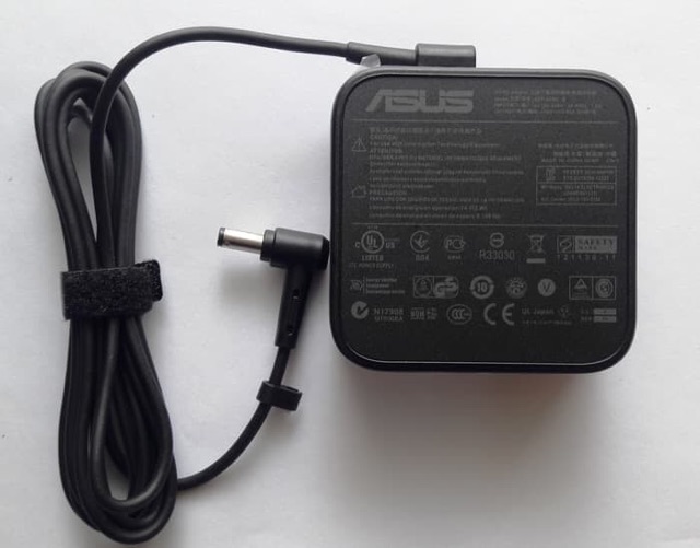 ADAPTOR / CHARGER ASUS 19V 4.74A CASSAN /Adaptor Laptop Asus A83S, A84S, B43E, B43F,