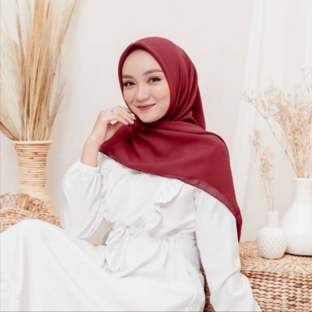 Bella square hijab segi empat / jilbab murah