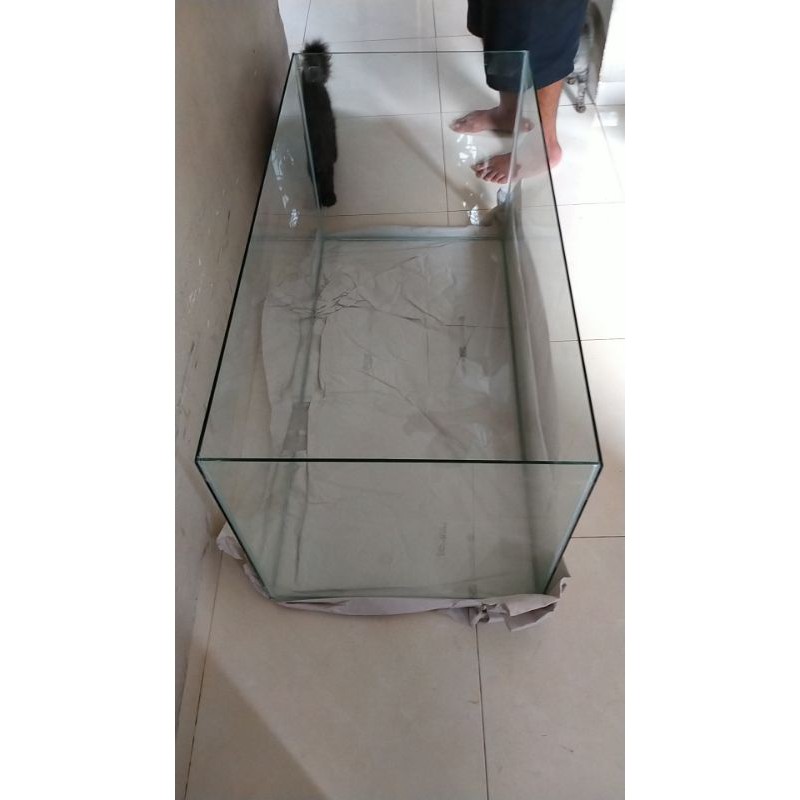 aquarium kaca 150x60x60 cm
