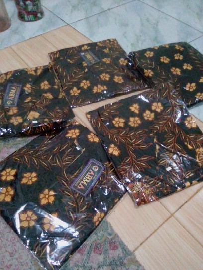 Batik Couple Keluarga Sania Ruffle Ori Ndoro Jowi Dnt Mataram