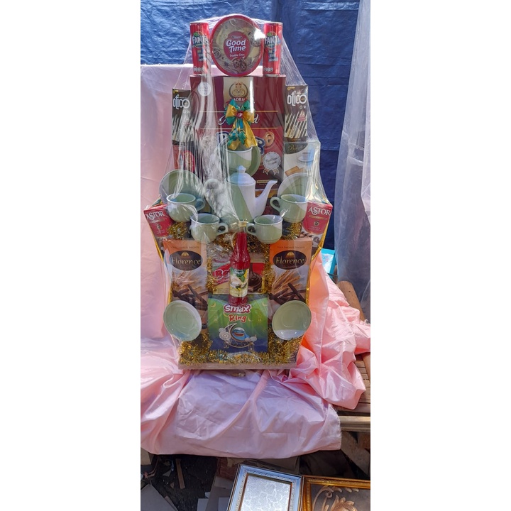 

PARSEL KOMBINASI - PARSEL TEA SET - PARCEL TEA SET - PARSEL LEBARAN