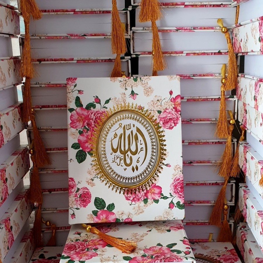 

Majmuk Syarif Model Hard Cover Motif Kembang 448 Hal. HVs + Tas Tile