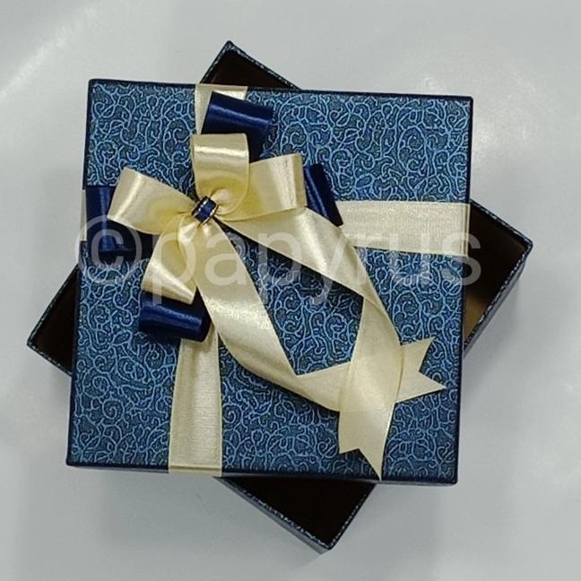 

☄ Papyrus 15x15 tinggi 5cm Kotak Kado Gift Box Hadiah ❅