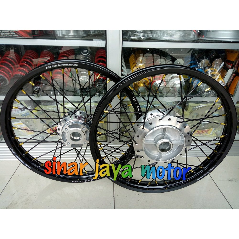 velg jari jari tromol sepaket ring 17  jupiter z. vega r.  cod 49