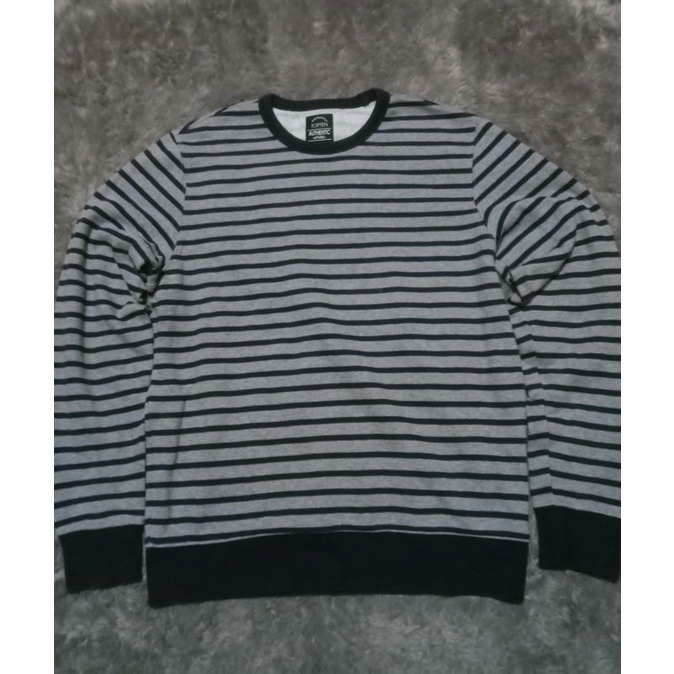 Topten authentic Crewneck