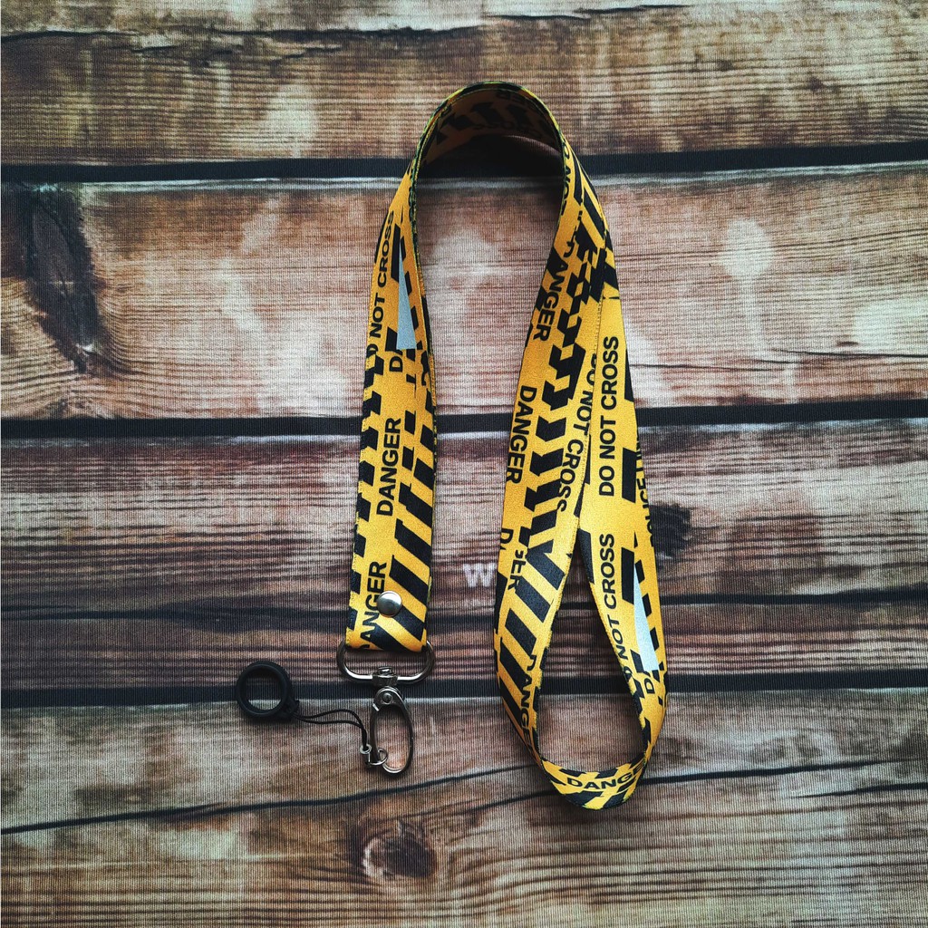 

Gantungan ID Card / Lanyard motif Danger